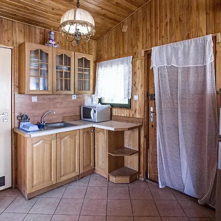 Amazing In With Kitchenette *